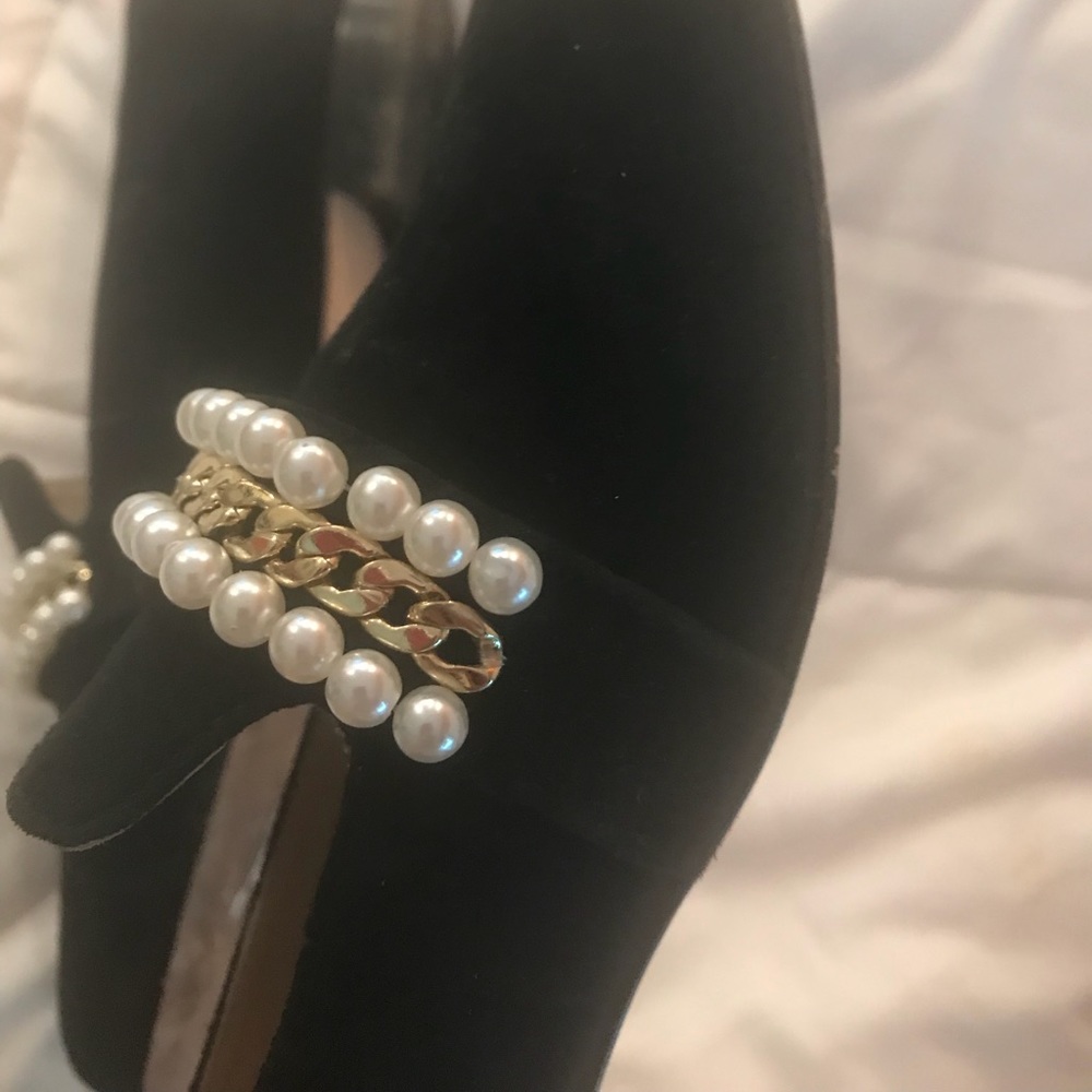 Bettye Mueller black suede shoes